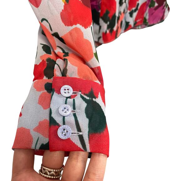 NWT Carolina Herrera Classic Long Sleeve Button Down Celeste Multi Floral Size 2 - Picture 4 of 9